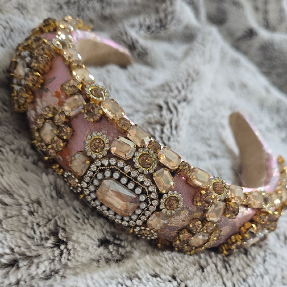 Queen Of Hearts Pink and Gold Embellished Headband - Picture 4 of 10